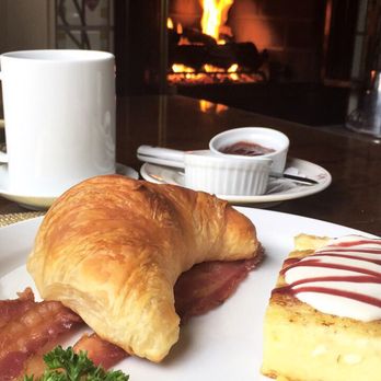 Mill Rose Inn - Breakfast and a cozy fire - Hotels Near Me - Half Moon Bay, California