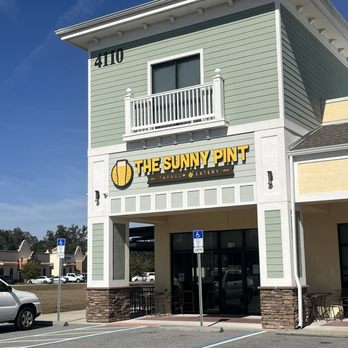 The Sunny Pint - The Sunny Pint Visit @brewhopstv on social media - Beer Bar Near Me - Wildwood, Florida The Sunny Pint - The Sunny Pint Visit @brewhopstv on social media - Beer Bar Near Me - Wildwood, Florida