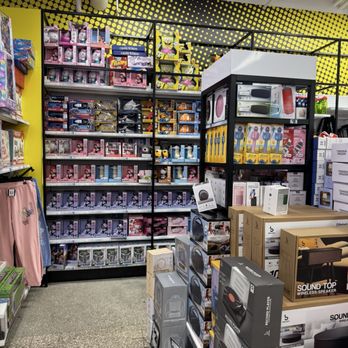 Five Below - Discount Store Near Me - Largo, Florida Five Below - Discount Store Near Me - Largo, Florida