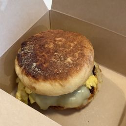 breakfast sandwich