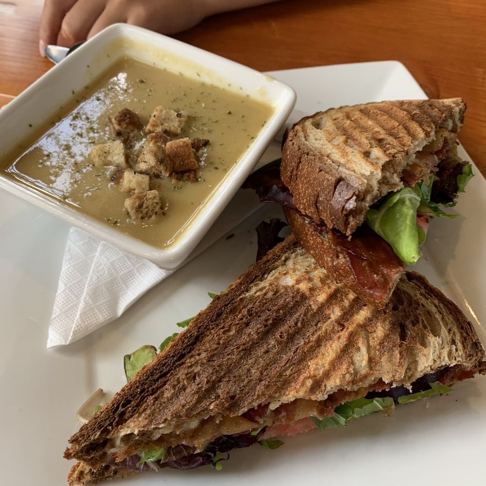 Copper Kettle Cafe - BLT Sandwich - Cafes Near Me - Waterdown, Ontario