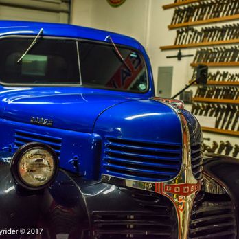Pacific Northwest Truck Museum - Museums Near Me - Brooks, Oregon