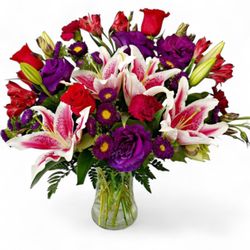 A Beautiful California Florist - Amazing Beauty, one of our many customer favorites! Order via our website, stop into the flower shop or give us a call!