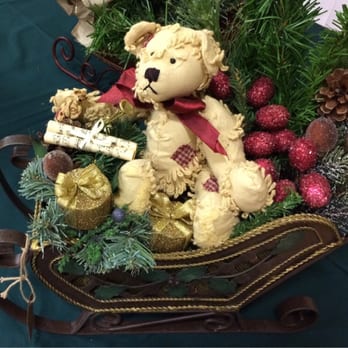 Bethany Marketplace - Christmas decorations - Festivals Near Me - Austin, Texas