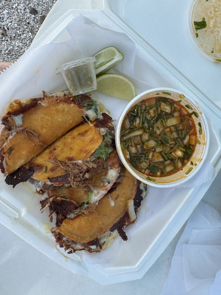 Tacos La Isla