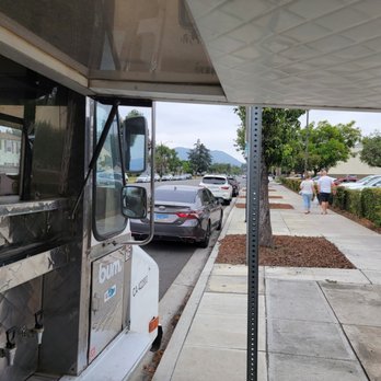 Curbgrill - Plenty of curb-side parking - Breakfast & Brunch Near Me - Montrose , California