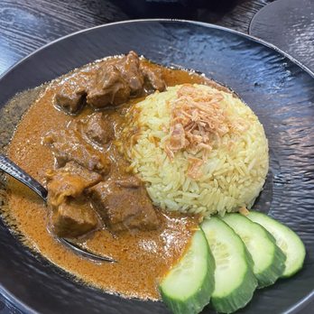 Barzar Eatery - Beef - Indonesian Near Me - Vacaville, California Barzar Eatery - Beef - Indonesian Near Me - Vacaville, California