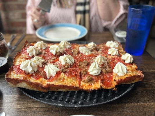 Blue Pan Pizza by null