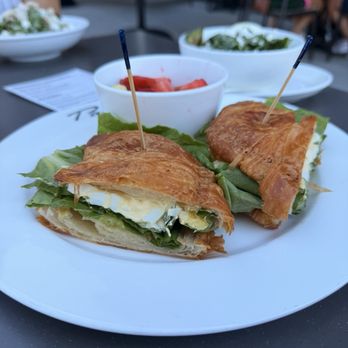 Cafe Patachou - Coffee & Tea Near Me - Mason, Ohio