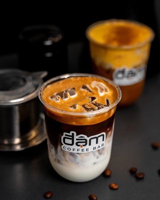 đậm coffee bar by null
