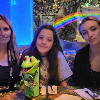 Rainforest Cafe - American Near Me - Galveston, Texas