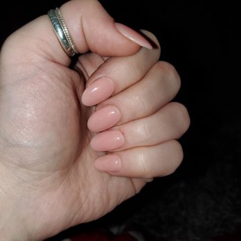 I Nails - Light pink/nude almond nails - Nail Salons Near Me - Madison, Wisconsin I Nails - Light pink/nude almond nails - Nail Salons Near Me - Madison, Wisconsin