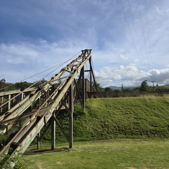 Hanapepe Swinging Bridge - Landmarks & Historical Buildings Near Me - Hanapepe, Hawaii Hanapepe Swinging Bridge - Landmarks & Historical Buildings Near Me - Hanapepe, Hawaii