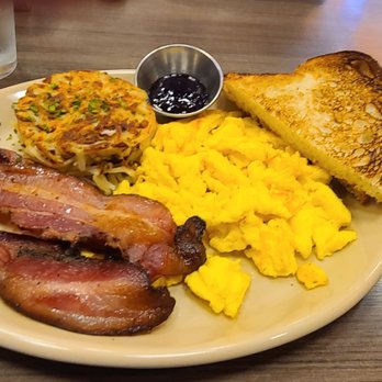 Snooze, an A.M. Eatery - Classic breakfast - Breakfast & Brunch Near Me - Phoenix, Arizona Snooze, an A.M. Eatery - Classic breakfast - Breakfast & Brunch Near Me - Phoenix, Arizona