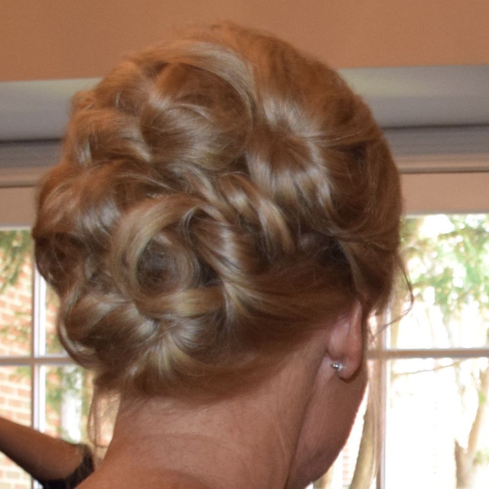 The Makeup Loft - Makeup Artists Near Me - Plymouth, Michigan