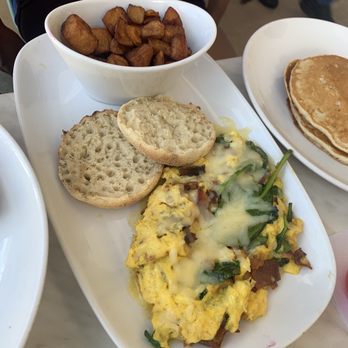 Another Broken Egg Cafe - Omelette - Breakfast & Brunch Near Me - Boca Raton, Florida