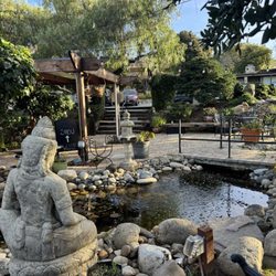 Carmel Valley Lodge - Outdoor area to enjoy continental breakfast