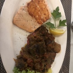 Incontro Laugele - Salmon with Ratatouille.