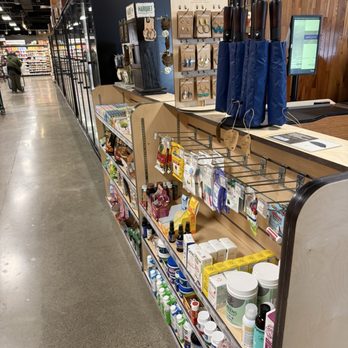 MOM's Organic Market - Grocery Near Me - Paramus, New Jersey MOM's Organic Market - Grocery Near Me - Paramus, New Jersey