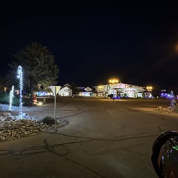 Bronner’s CHRISTmas Wonderland - Home Decor Near Me - Frankenmuth, Michigan