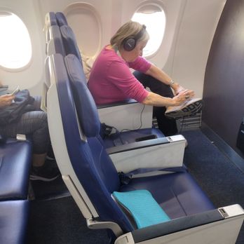Southwest Airlines - bulkhead seats - Airlines Near Me - Kahului, Hawaii Southwest Airlines - bulkhead seats - Airlines Near Me - Kahului, Hawaii