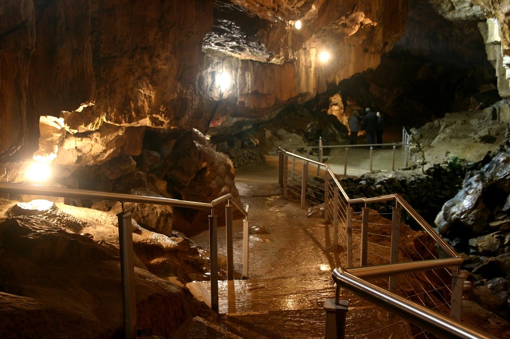 POOLE’S CAVERN AND BUXTON COUNTRY PARK Tours Green Lane, Buxton