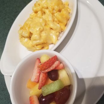 Metro Diner - American Near Me - Chesapeake, Virginia Metro Diner - American Near Me - Chesapeake, Virginia