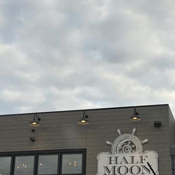 Half Moon - Bars Near Me - Keansburg, New Jersey Half Moon - Bars Near Me - Keansburg, New Jersey