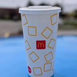 McDonald's - Large Diet Coke