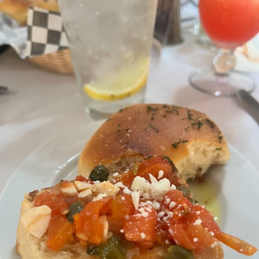 Bruschetta, bread & oil