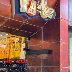 Fanzz Sports Apparel by Lids
