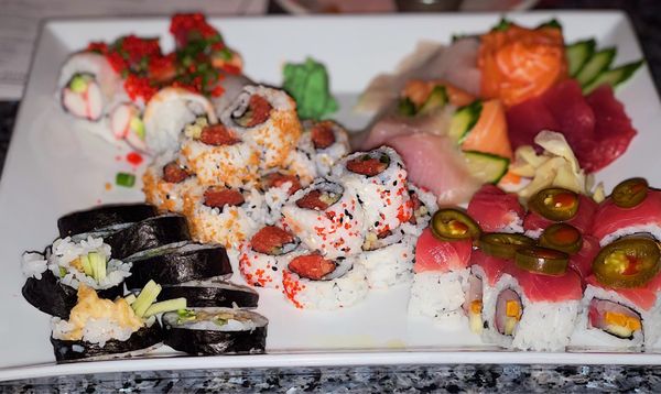 Yosake Downtown Sushi Lounge by null