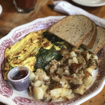 Maple Sugar & Vermont Spice - 3 egg spinach & cheddar omelet - Specialty Food Near Me - Mendon, Vermont Maple Sugar & Vermont Spice - 3 egg spinach & cheddar omelet - Specialty Food Near Me - Mendon, Vermont