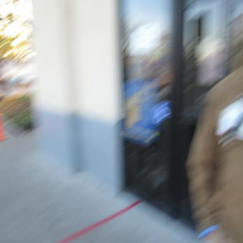 DMV - dodging to prevent me from seeing his ID badge - Departments of Motor Vehicles Near Me - Sacramento, California