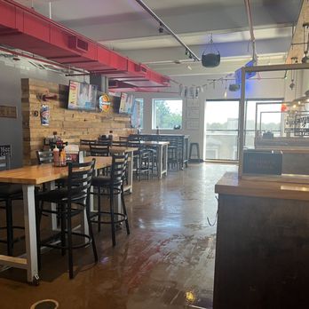 Camel City BBQ Factory - 3rd floor dining area - there'z an elevator available. - Barbeque Near Me - Winston-Salem, North Carolina Camel City BBQ Factory - 3rd floor dining area - there'z an elevator available. - Barbeque Near Me - Winston-Salem, North Carolina