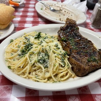 Luigi's - Delicious steak and white sauce - Italian Near Me - Bakersfield, California