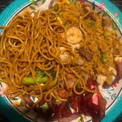 Triple Eatery - House rice boneless spare ribs and vegetable 56. Lo Mein