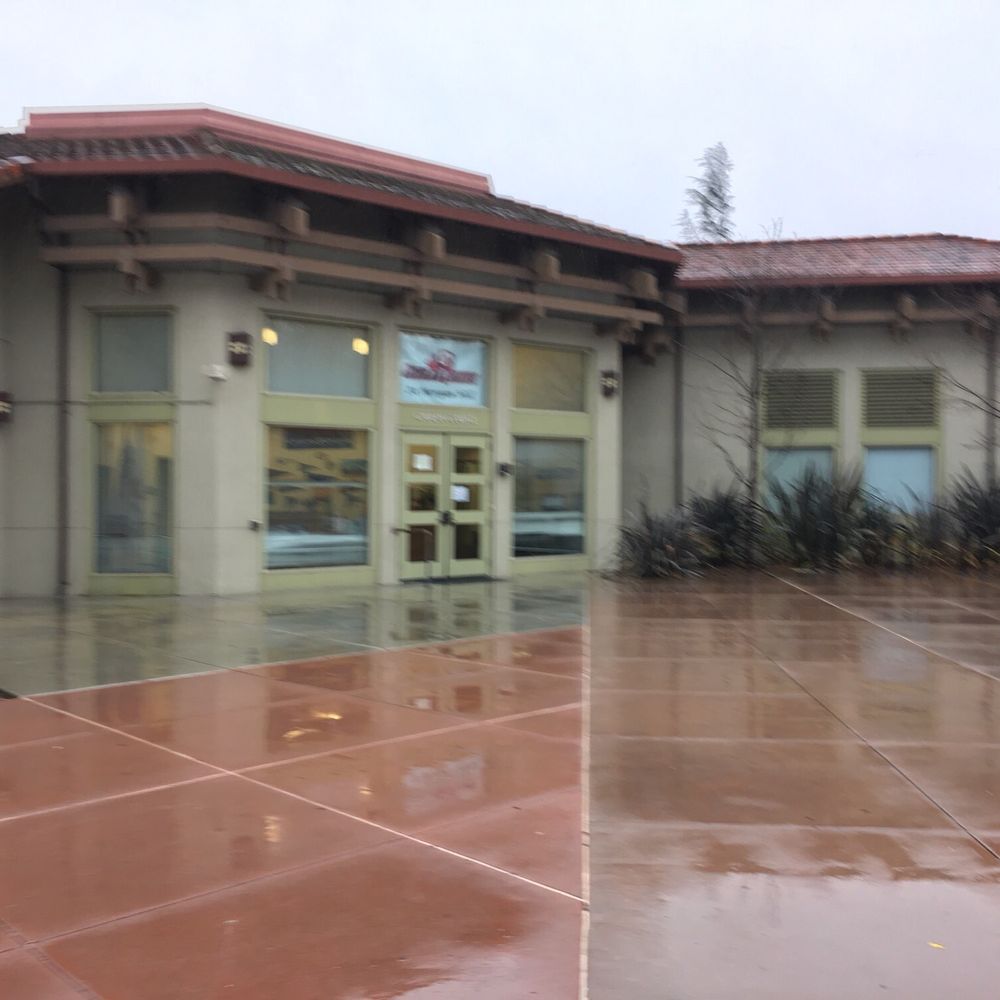 Gavilan College - Colleges & Universities Near Me - Morgan Hill, California