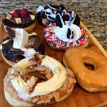 Five-O Donut Co - 6 pack - Donuts Near Me - Sarasota, Florida Five-O Donut Co - 6 pack - Donuts Near Me - Sarasota, Florida