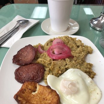 Josefa - Tres golpes con mangu (3 "hits", egg, cheese, salami. With mashed boiled plantains) - Spanish Near Me - Union City, New Jersey Josefa - Tres golpes con mangu (3 "hits", egg, cheese, salami. With mashed boiled plantains) - Spanish Near Me - Union City, New Jersey