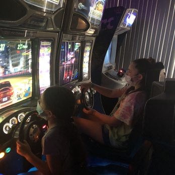 Electric Starship Arcade - Arcades Near Me - Haltom City, Texas