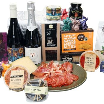 New Farm Cafe - Gourmet Hampers that include fine wines and delicacies that are ideal for personal and corporate giving. - Cafes Near Me - Brisbane, QLD