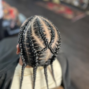 Strawberryblendz - Freestyle Braids - Barbers Near Me - Wilmington, North Carolina Strawberryblendz - Freestyle Braids - Barbers Near Me - Wilmington, North Carolina
