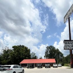 little rick's neighborhood bar & grill - Outside