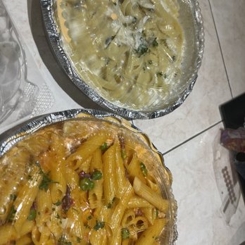 Enrico's - Penne alla vodka and Fettuccine Alfredo - Italian Near Me - Charlotte, North Carolina Enrico's - Penne alla vodka and Fettuccine Alfredo - Italian Near Me - Charlotte, North Carolina