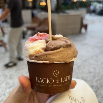 Bacio di Latte - Ice Cream & Frozen Yogurt Near Me - Los Angeles, California Bacio di Latte - Ice Cream & Frozen Yogurt Near Me - Los Angeles, California