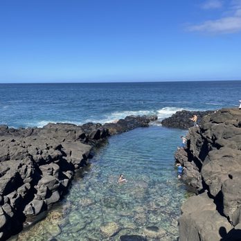 Queen's Bath - Landmarks & Historical Buildings Near Me - Princeville, Hawaii
