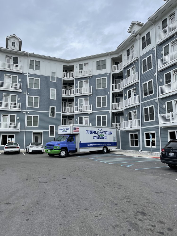 TIDAL TOWN MOVING LLC