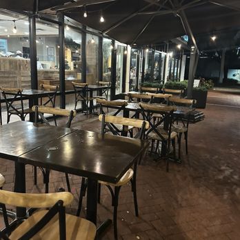 Mister O1 Extraordinary Pizza Fort Lauderdale - Pizza Near Me - Fort Lauderdale, Florida