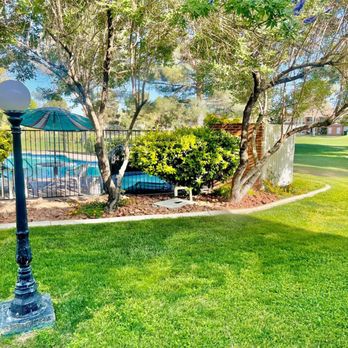 KNJ Real Estate - Las Vegas Country Club Estates - Real Estate Services Near Me - Henderson, Nevada KNJ Real Estate - Las Vegas Country Club Estates - Real Estate Services Near Me - Henderson, Nevada